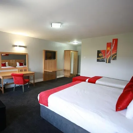 فندق Hillgrove Hotel, Leisure & 4*