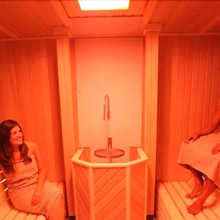 Hillgrove Hotel, Leisure & 4* מונהאן