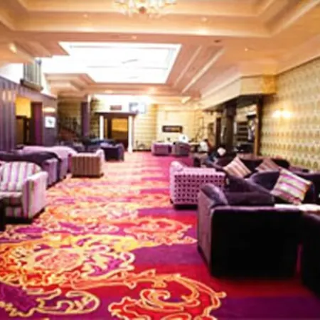 Hillgrove Hotel, Leisure &