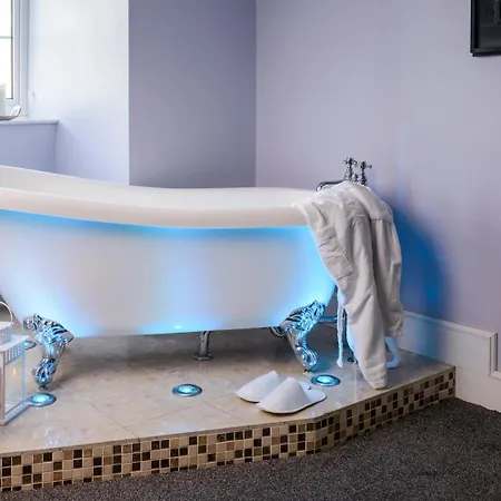 فندق Hillgrove Hotel, Leisure &