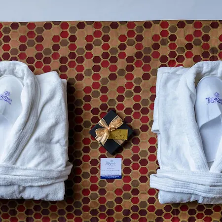 Hillgrove Hotel, Leisure & موناغان