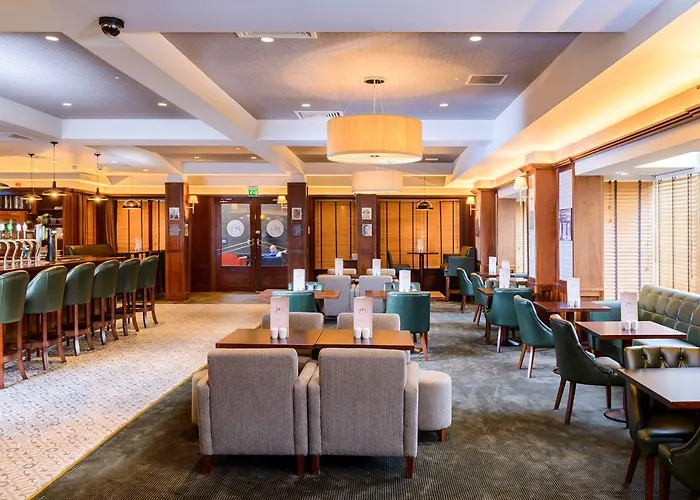 Hillgrove Hotel, Leisure & Монахан