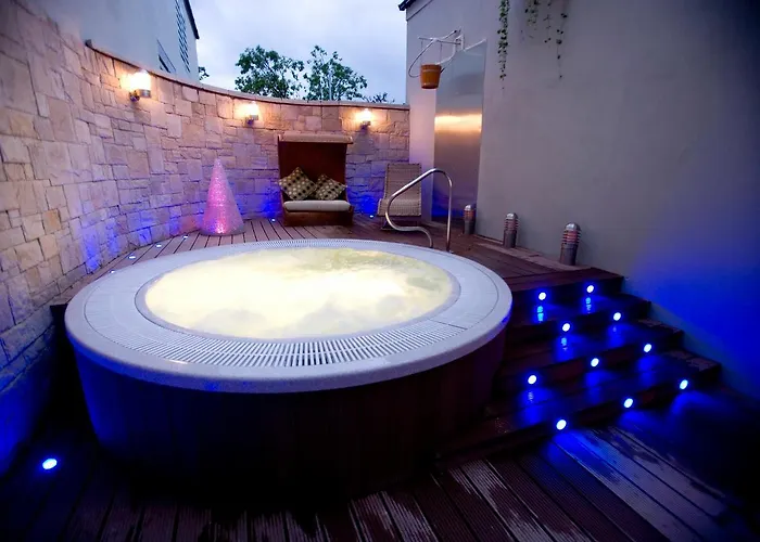 Hillgrove Hotel, Leisure & Отель