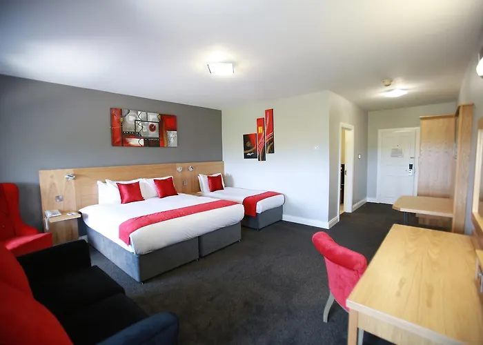 Hillgrove Hotel, Leisure & Hotel